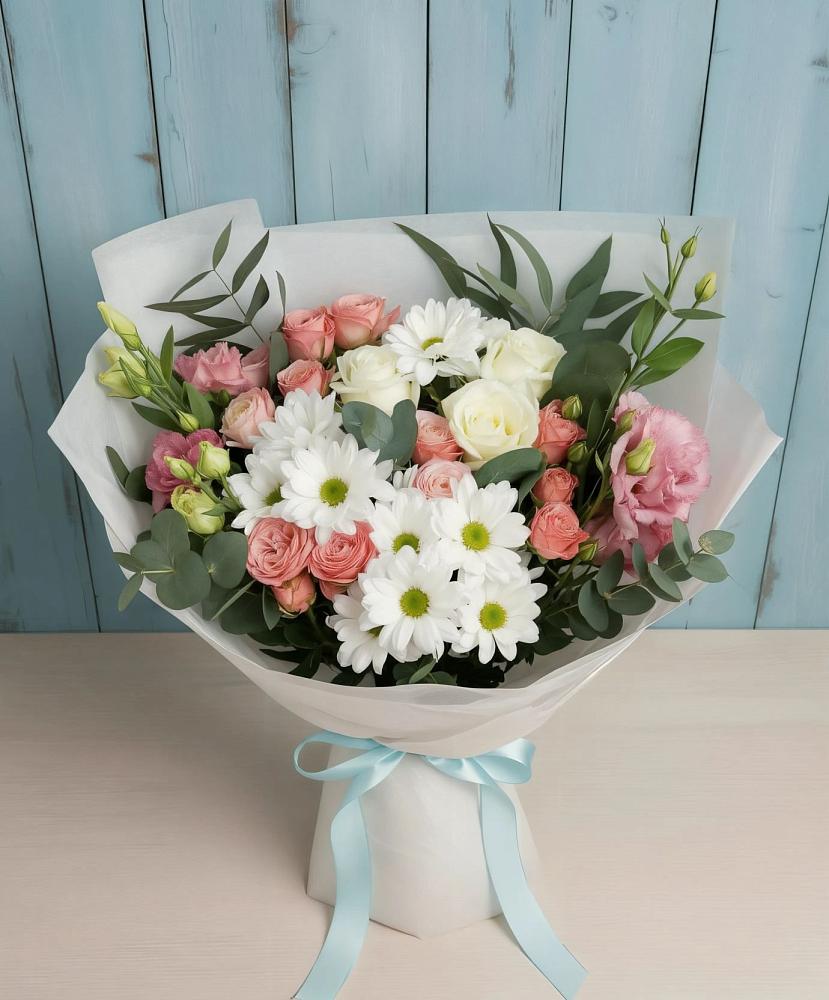 Букет цветов из: Розы, Лизиантусы и Хризантемы в Глаголево