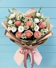 Букет цветов из:  Розы, Альстромерии и Лизиантусы в Глаголево