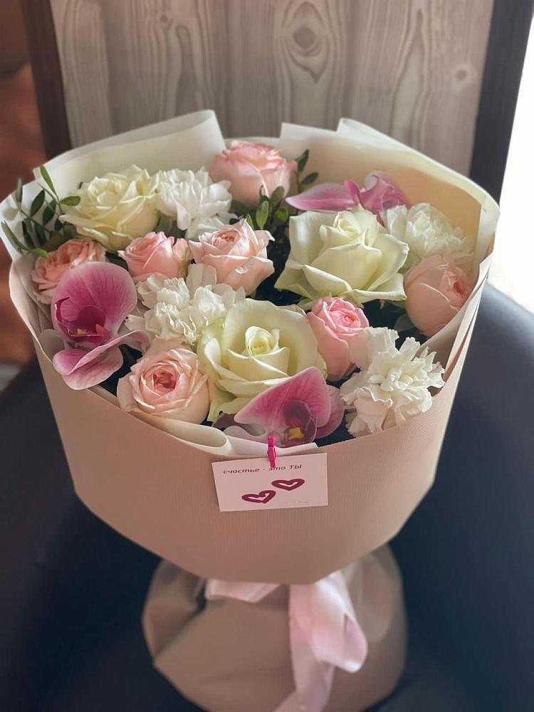 Букет цветов из: Орхидеи, Розы и Гвоздики в Глаголево