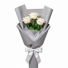 Букет 3 белые розы в Глаголево