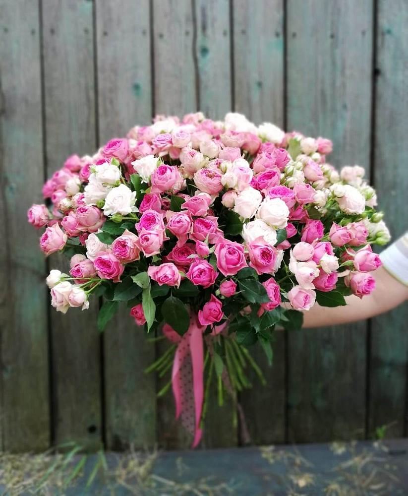 Букет Розовые кустовые розы Натали и Лав Лидия в Глаголево