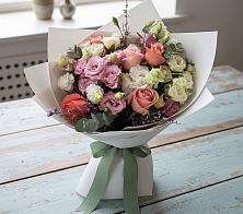 Букет цветов из:  Розы, Лизиантусы и Гвоздики #REPLACE_PRED# Глаголево