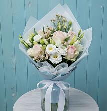Букет цветов из:  Розы и Лизиантусы в Глаголево