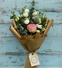 Букет цветов из:  Розы и Лизиантусы в Глаголево